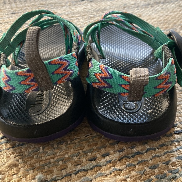 Chaco’s - Picture 4 of 6